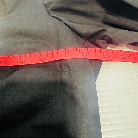 New Frame Nina Black Puff Sleeve Cropped Blouse Size Medium - Picture 9 of 13